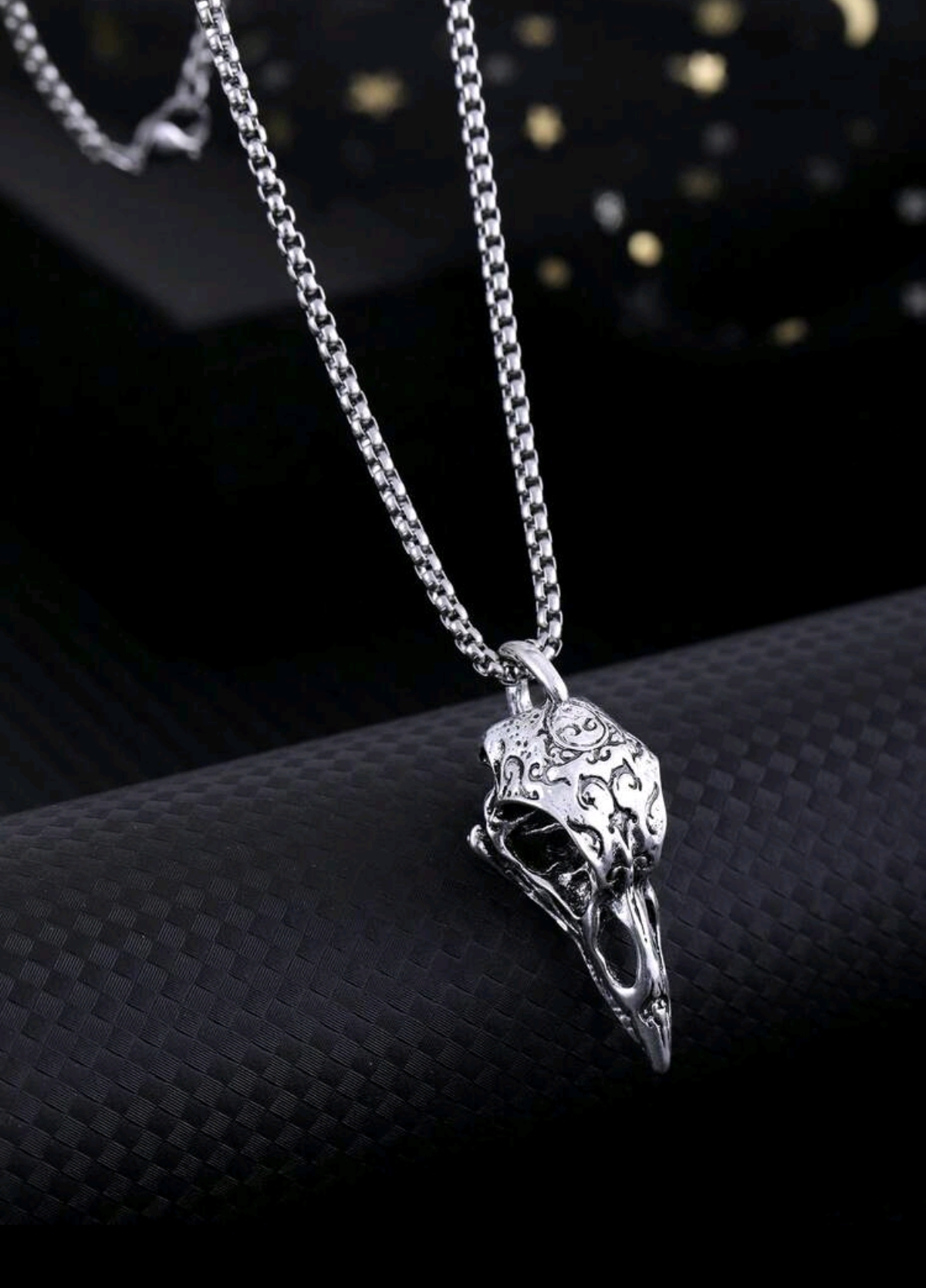 Talismano corvo d'argento
